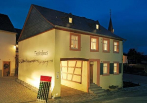 Altes Winzerhaus - Ferienhaus, Burgen